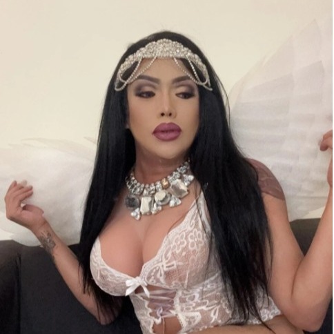 Adriana - a Trans Escort in City of London