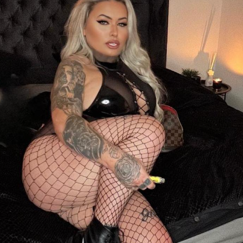 TS SLUT - a Trans Escort in Glasgow