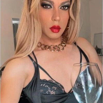 Lorena - a Trans Escort in Hillingdon