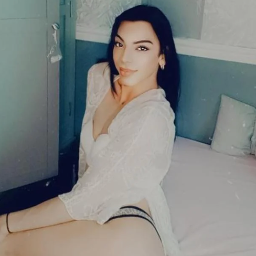 Barbi 21 - a Trans Escort in Manchester
