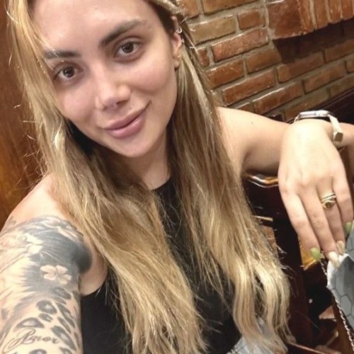 Ariana Pavka - a Trans Escort in 