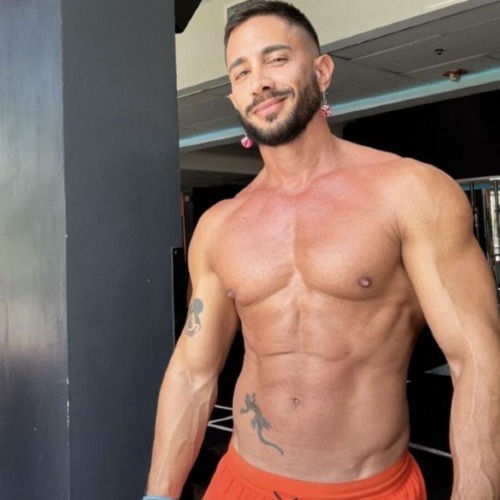 Eros_Boy - a Male Escort in Camden