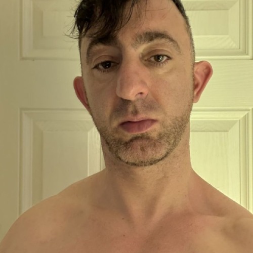 Hungversstud - a Male Escort in Birmingham