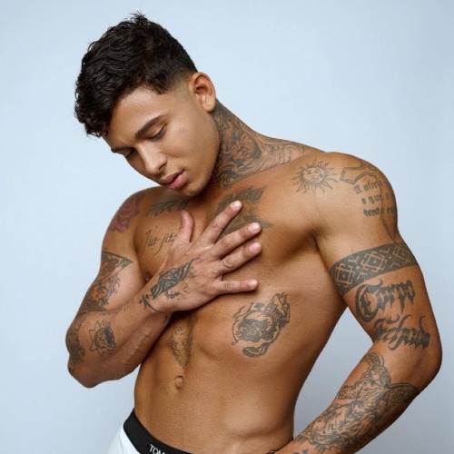 Tavinho - a Male Escort in Cornwall
