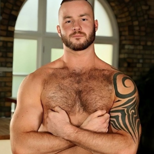 Justinkingxxx - a Male Escort in Birmingham