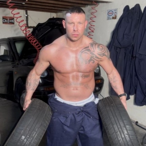 Ryda_hard - a Male Escort in Essex