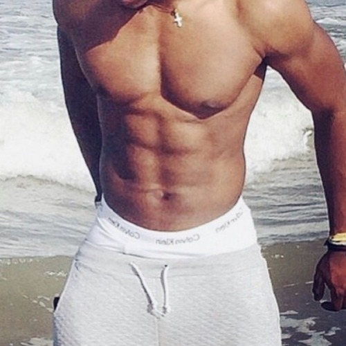 Marlon_XL - a Male Escort in Derbyshire