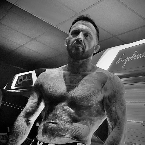 Rogueralph - a Male Escort in Birmingham