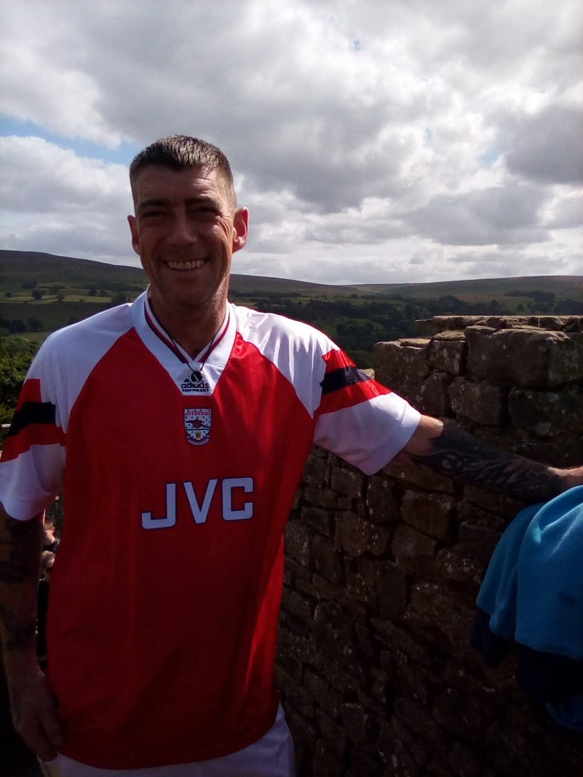 TranscuriousMichael - a Male Escort in Darlington
