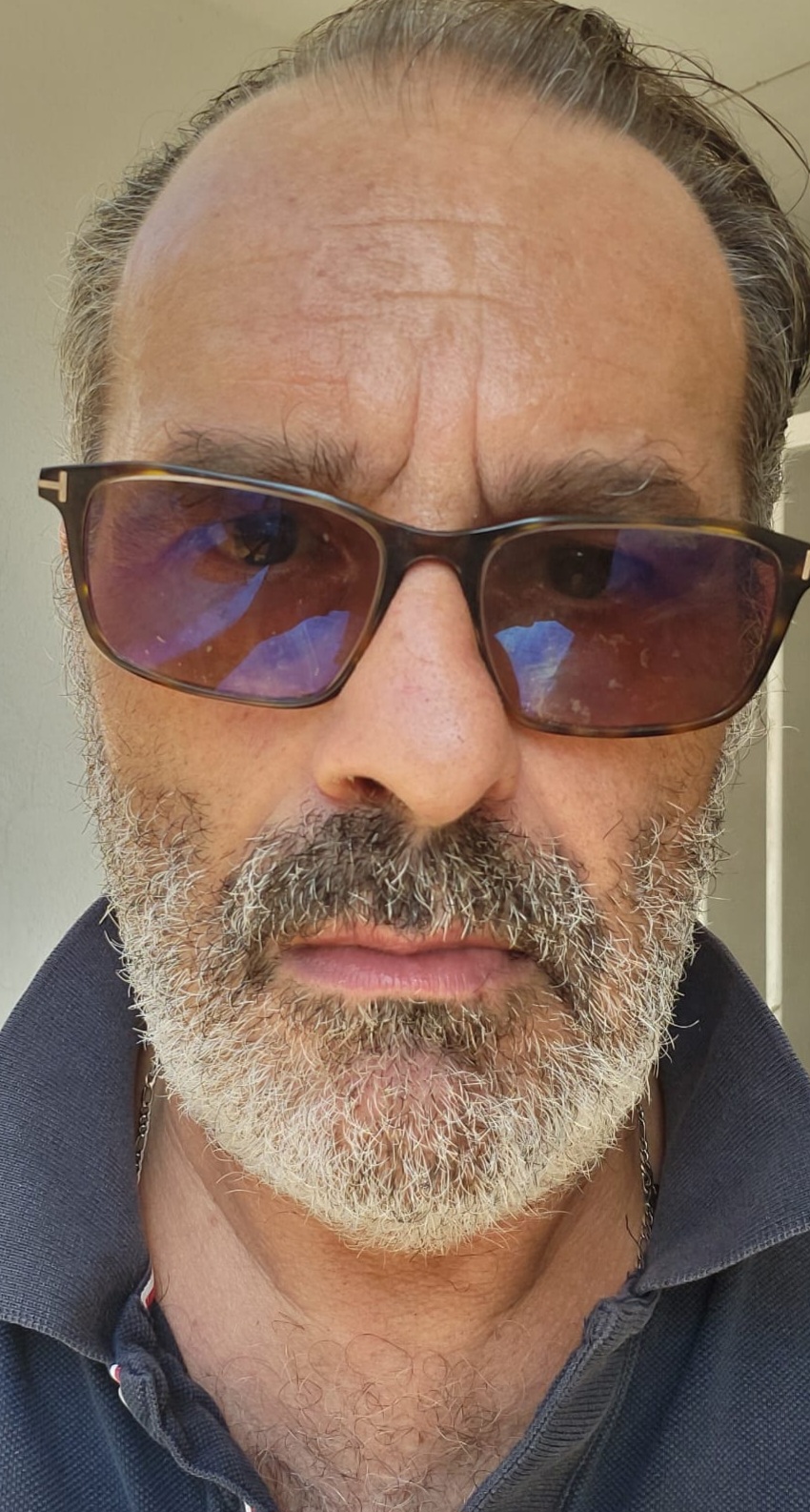 Allister - a Male Escort in 