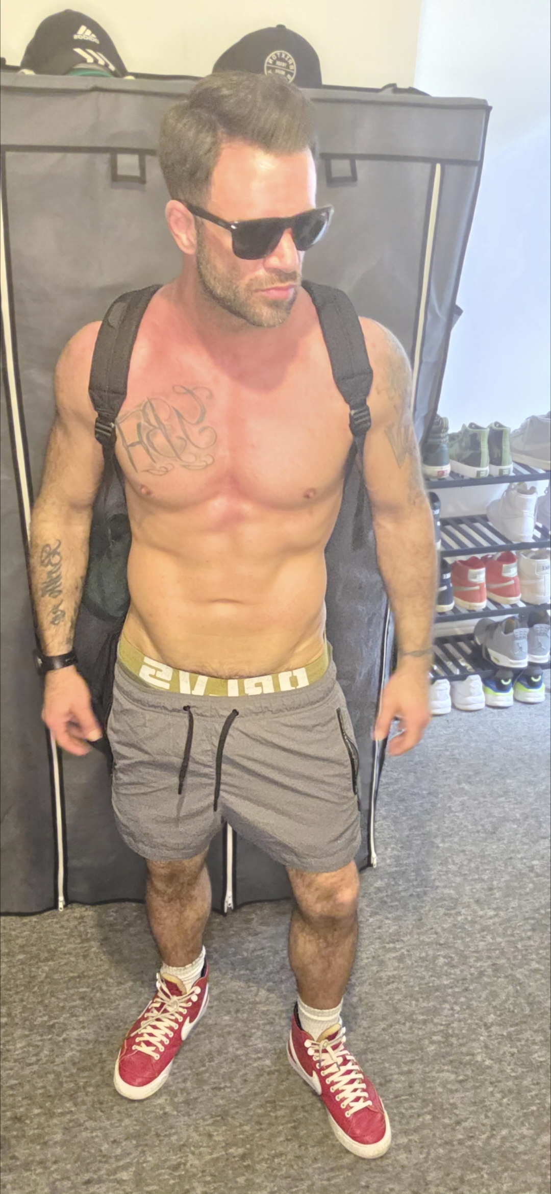 HotJay90 - a Male Escort in 
