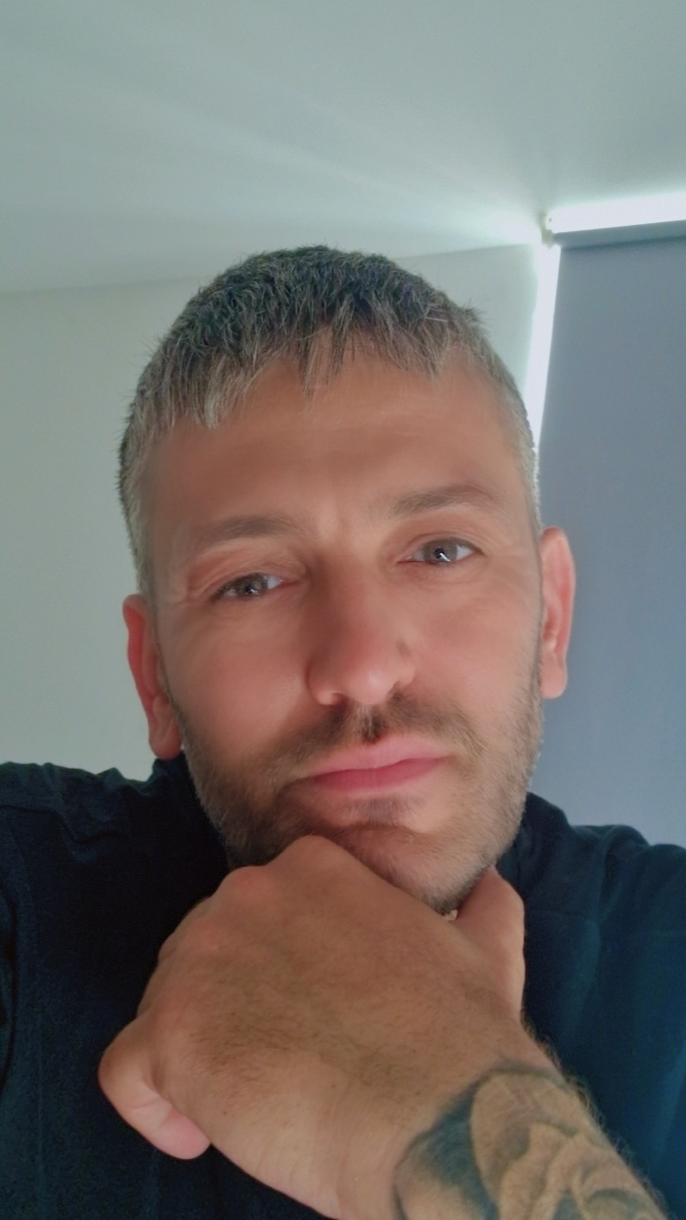 Matty - a Male Escort in Hertfordshire