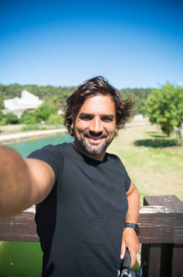 JoeyB - a Male Escort in 