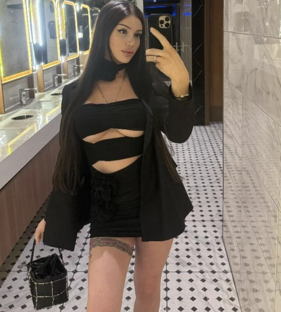 Valeria - a Trans Escort in City of London