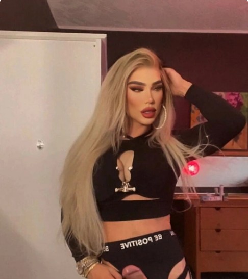 Horny  - a Trans Escort in City of London