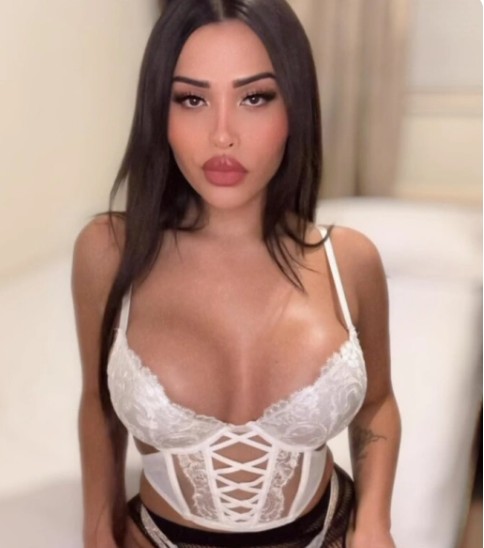 Tatiana - a Trans Escort in Ealing