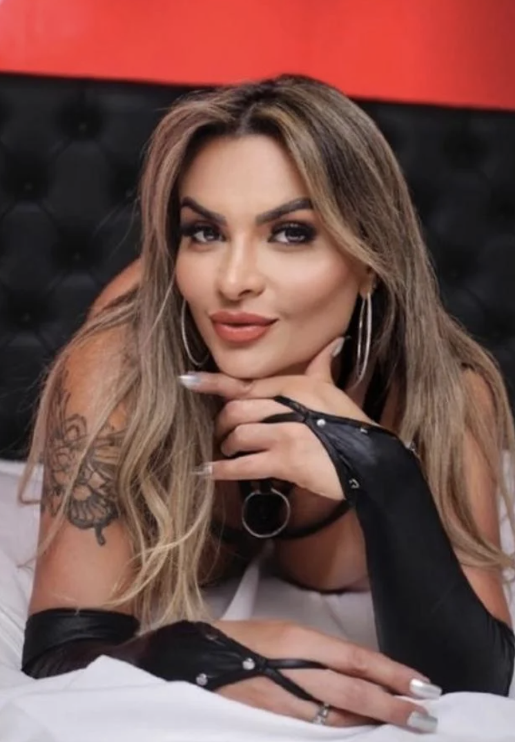 Mistress - a Trans Escort in City of London