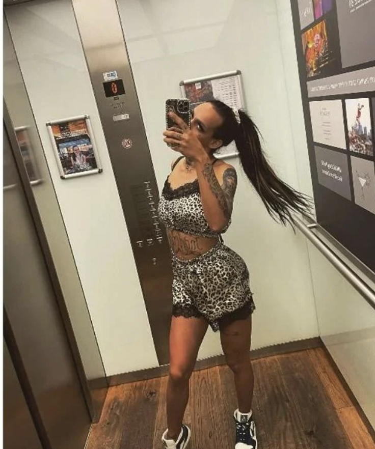 Hot chocolate - a Trans Escort in Hillingdon