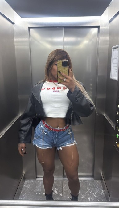 Maria - a Trans Escort in Essex