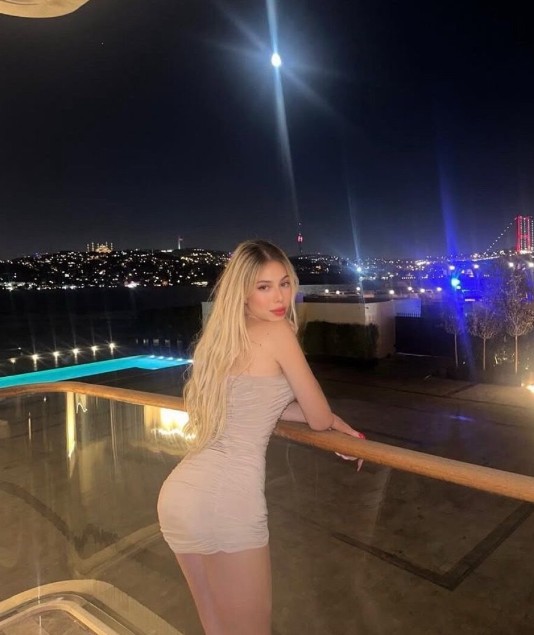 Anastasia - a Trans Escort in Northamptonshire