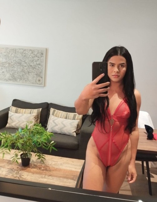 Isabela  - a Trans Escort in Nottingham