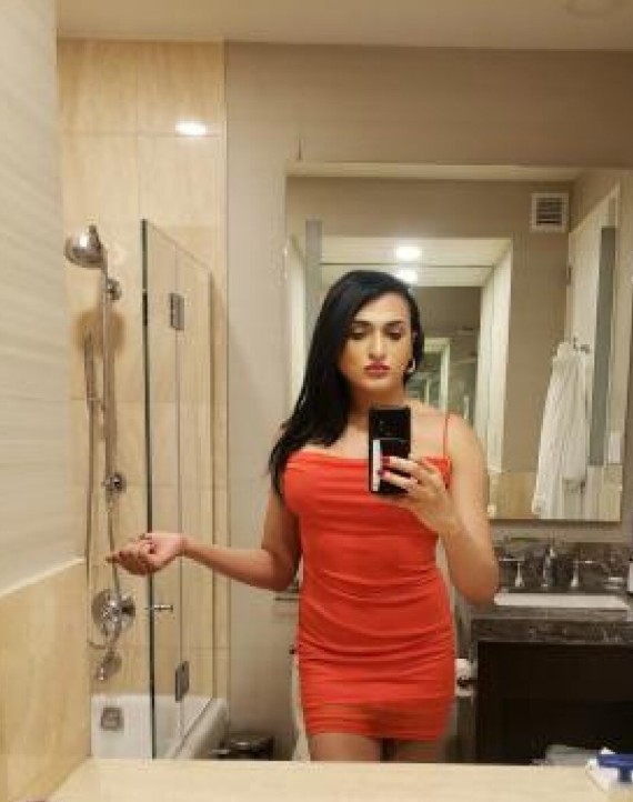 Allana - a Trans Escort in Bristol