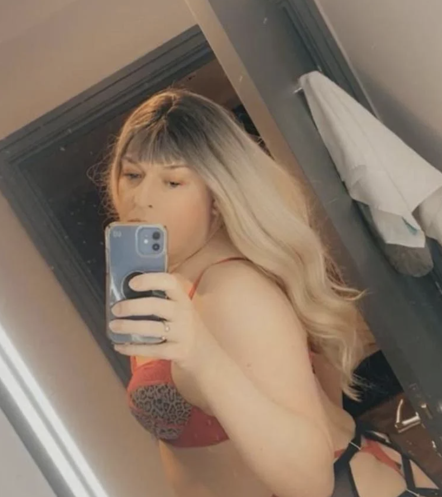 Abby - a Trans Escort in Liverpool