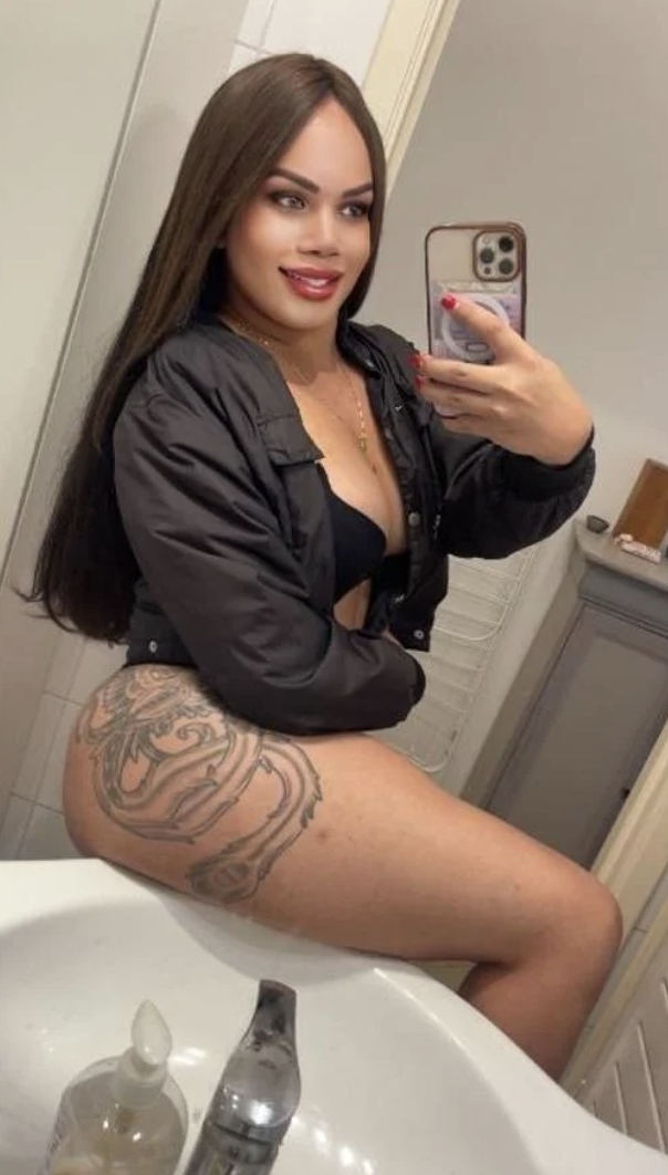Leticia - a Trans Escort in Sheffield