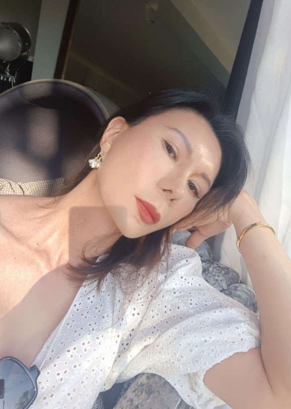 Eda  - a Trans Escort in City of London