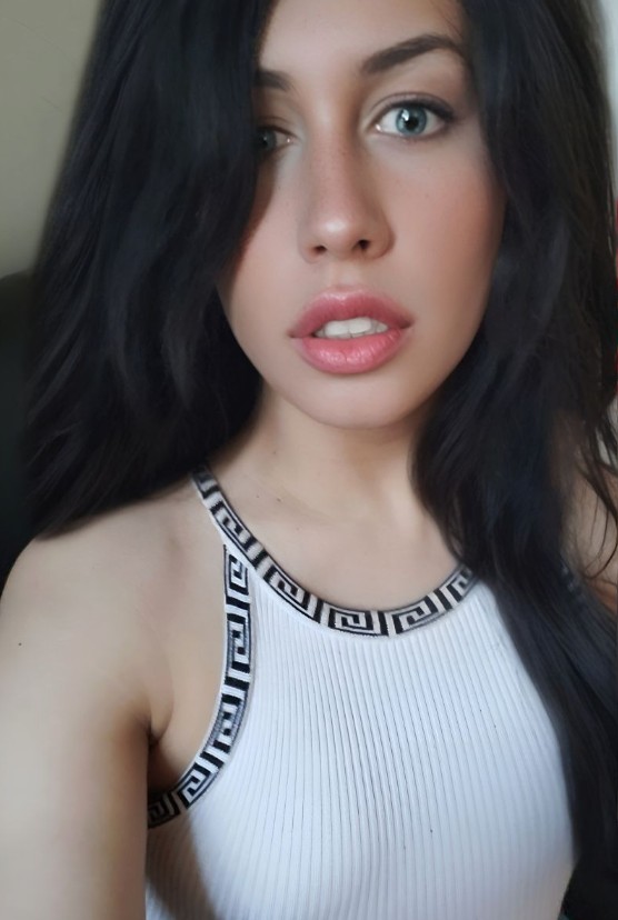 Bonbon - a Trans Escort in City of London