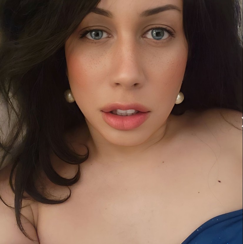 Bonbon - a Trans Escort in City of London