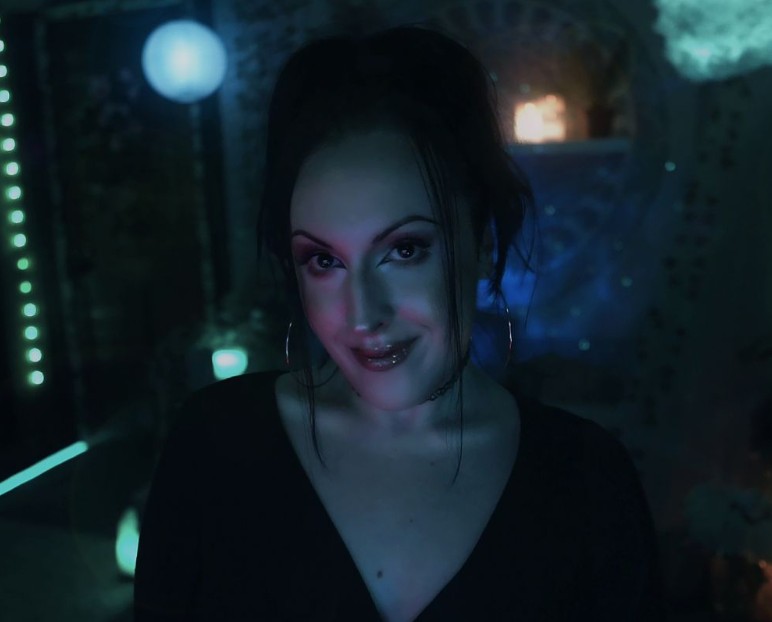 Ava - a Trans Escort in 