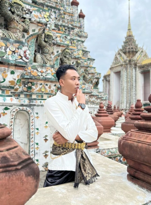Linn  - a Male Escort in Bangkok