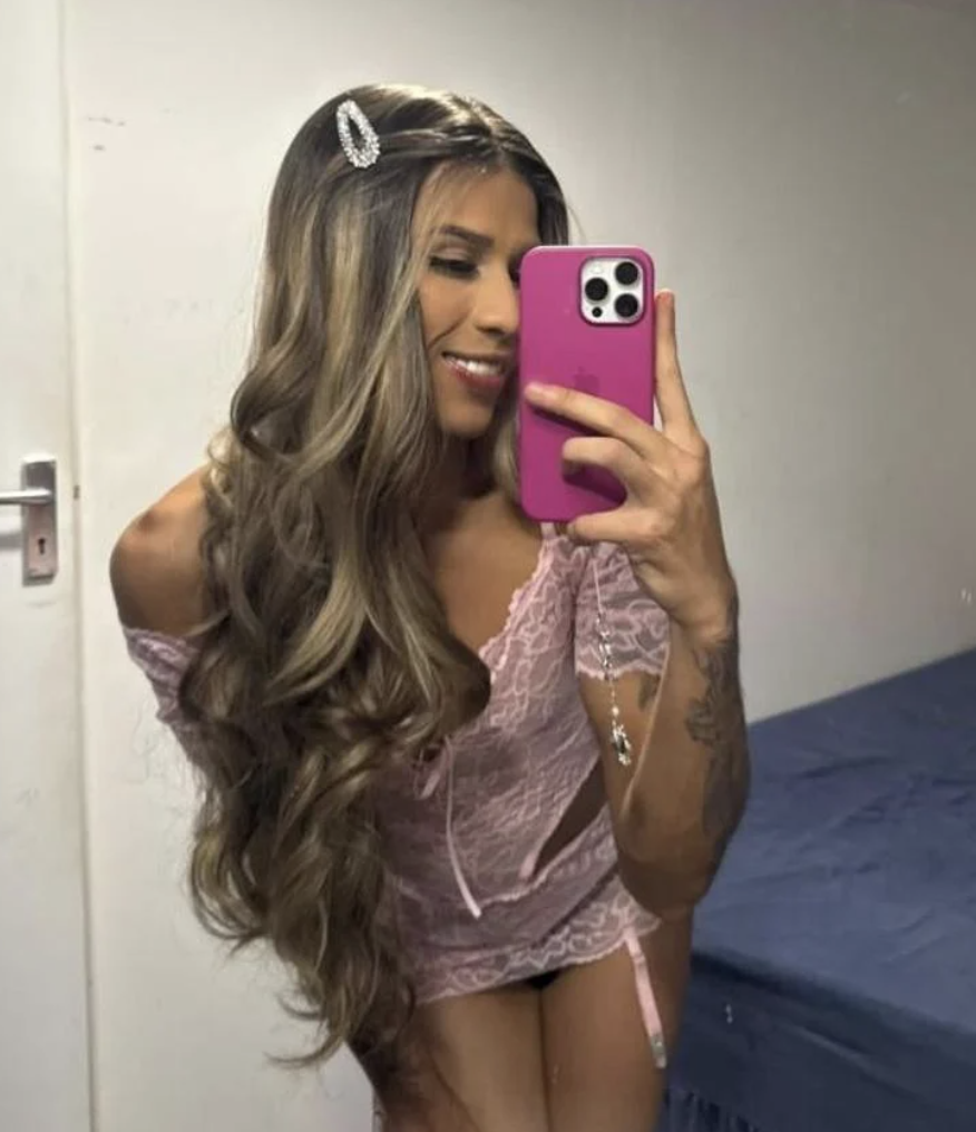 SHEILLA - a Trans Escort in Bradford