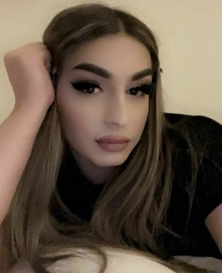 ISABEL TOP - a Trans Escort in Stoke-on-Trent