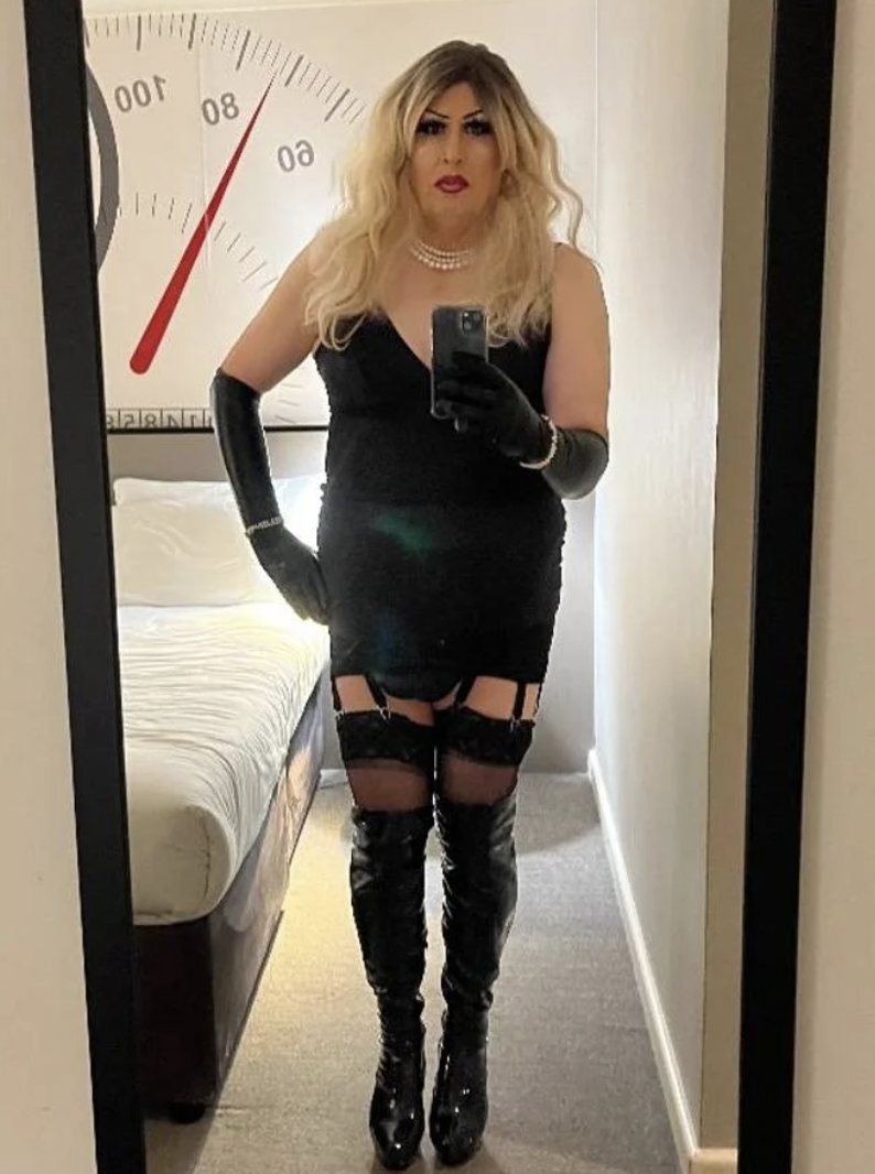 girlfriend - a Trans Escort in 