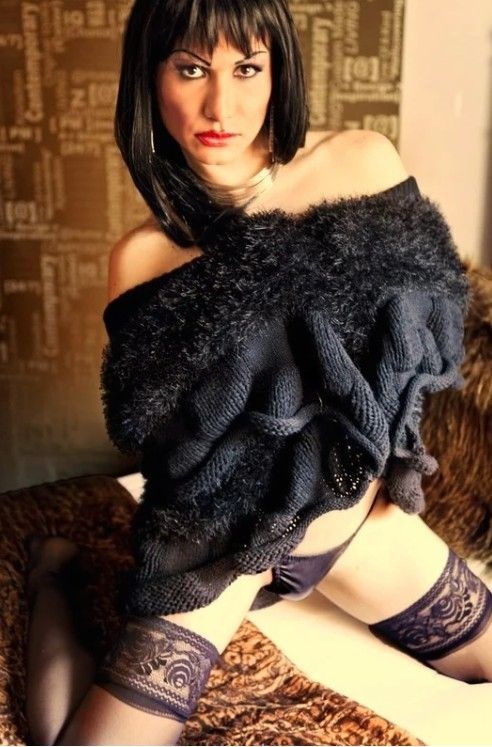 JUNOT - a Trans Escort in 