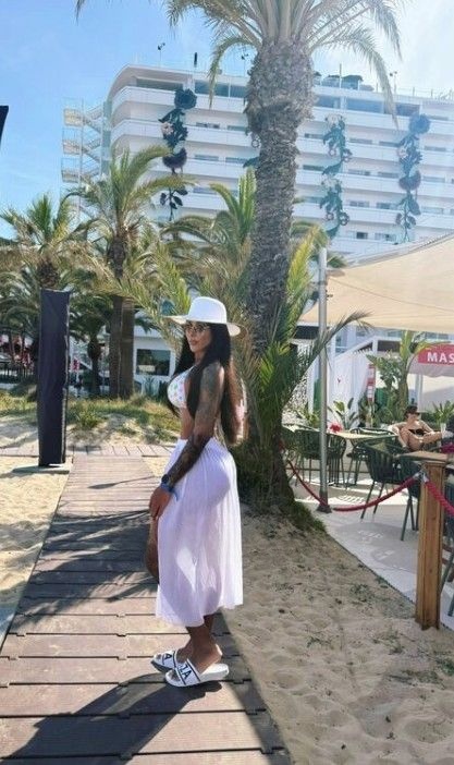 Jhennifer - a Trans Escort in 