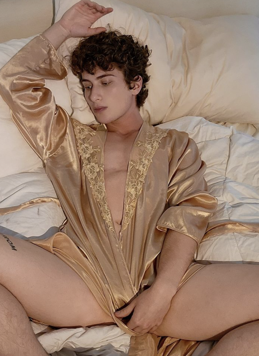 Noahway - a Femboy Escort in Manchester