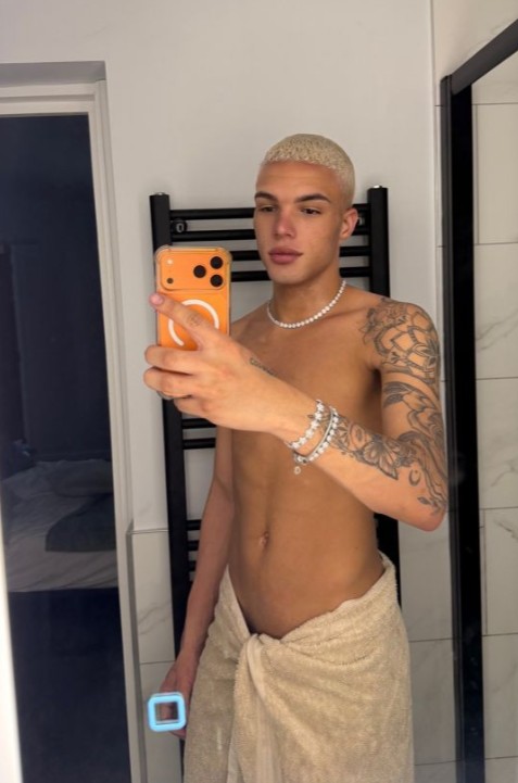 CARIOCAERICK - a Male Escort in Birmingham