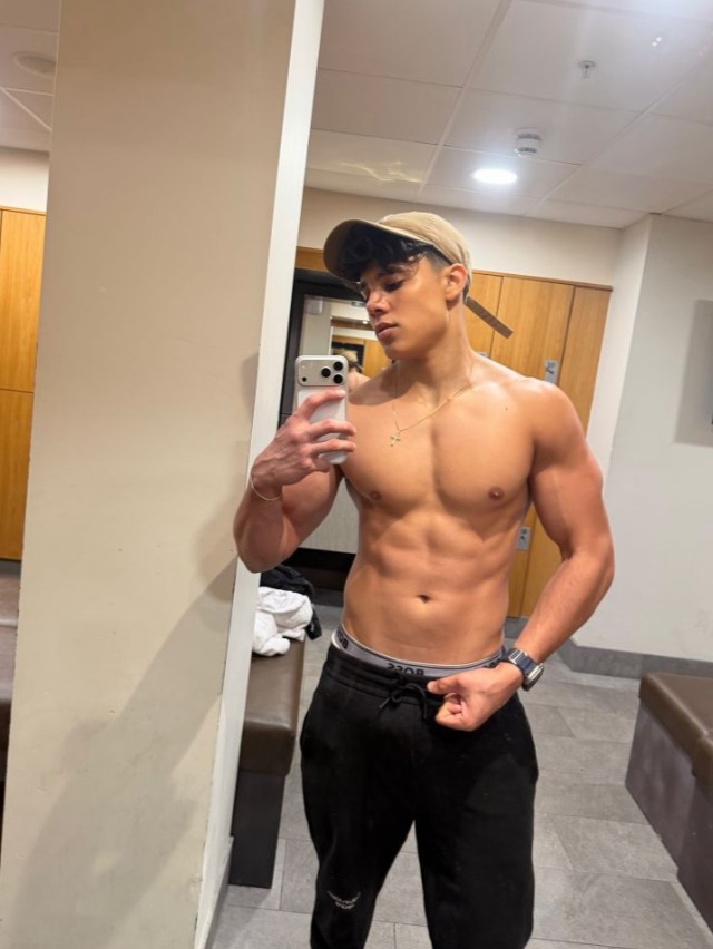 Only Victorq - a Male Escort in Hertfordshire