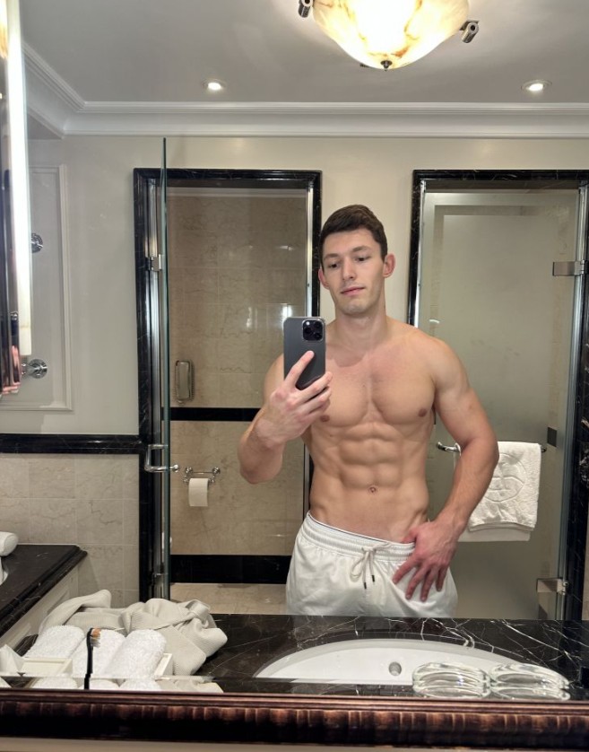 Hot Wrestler Mark - a Male Escort in Hertfordshire