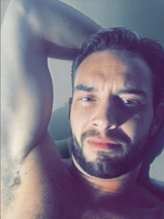 Jarvoo - a Male Escort in Reading