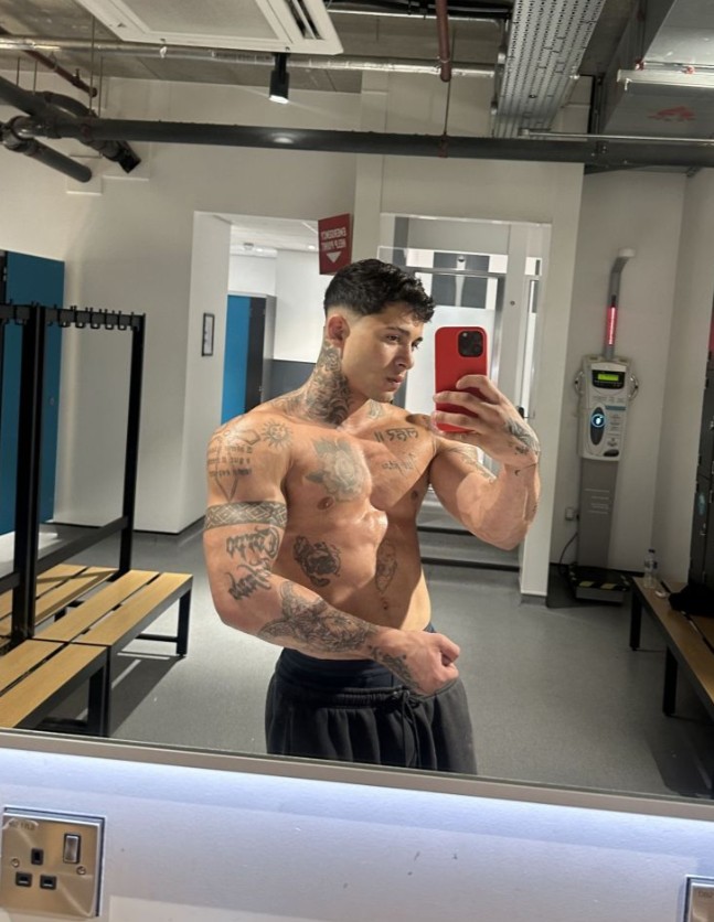 Tavinho - a Male Escort in Cornwall