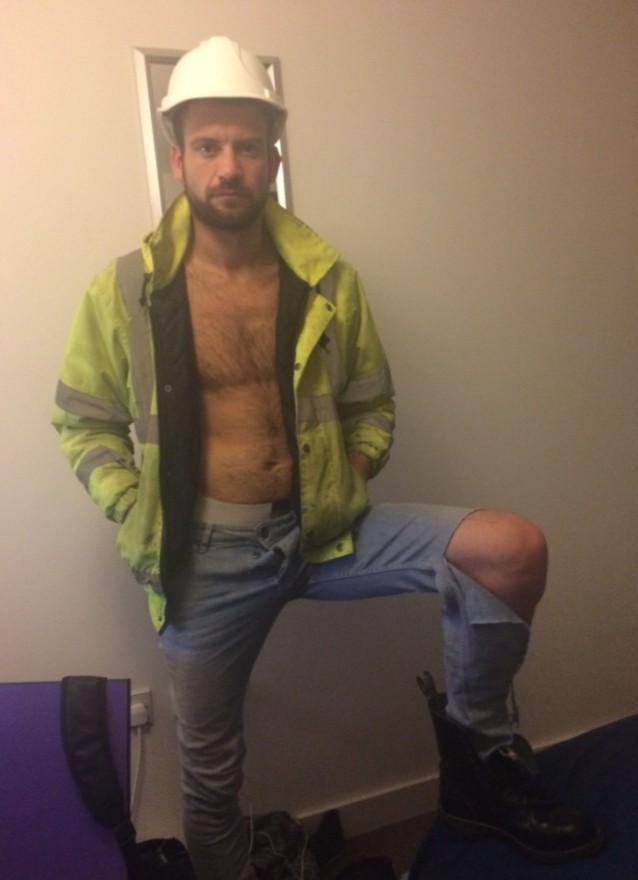 MrMacMathuna - a Male Escort in Essex