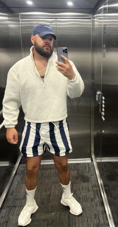 Alextopdom - a Male Escort in Middlesbrough
