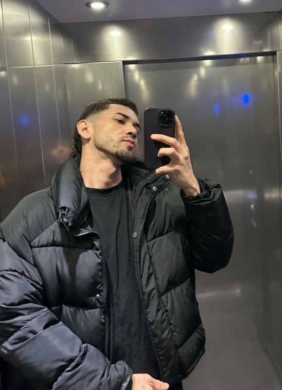 Ylton - a Male Escort in Antrim