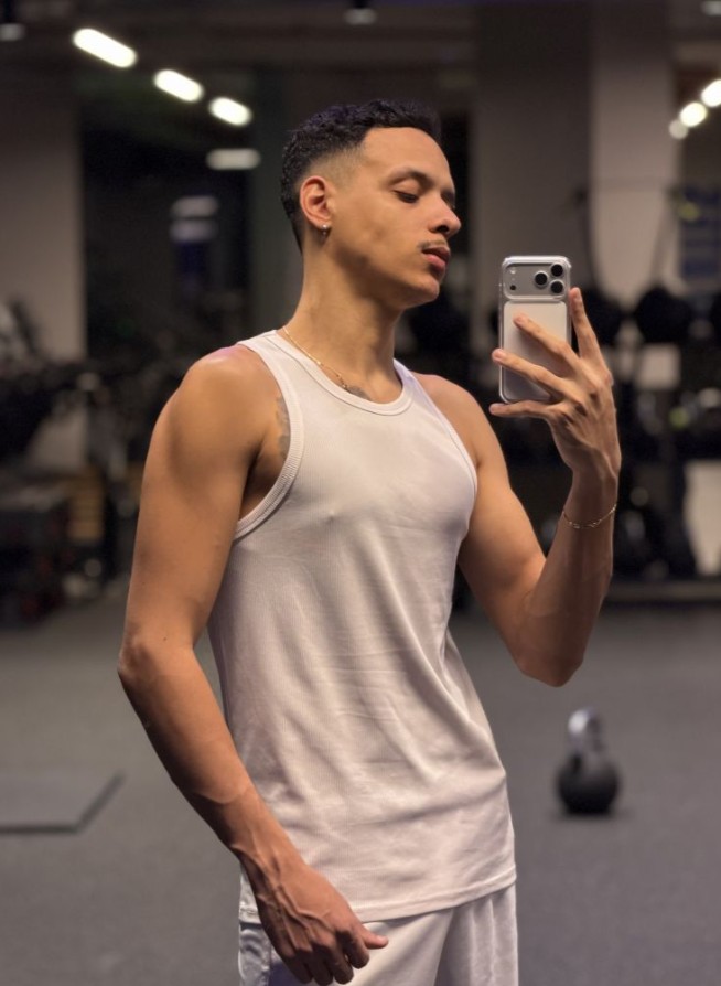 williambiten - a Male Escort in Walsall