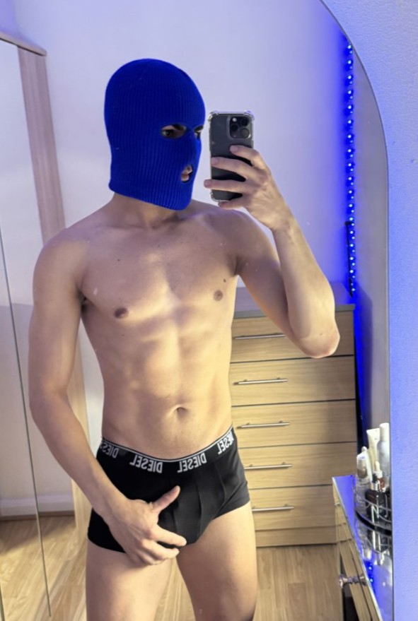 KevinAD - a Male Escort in Birmingham
