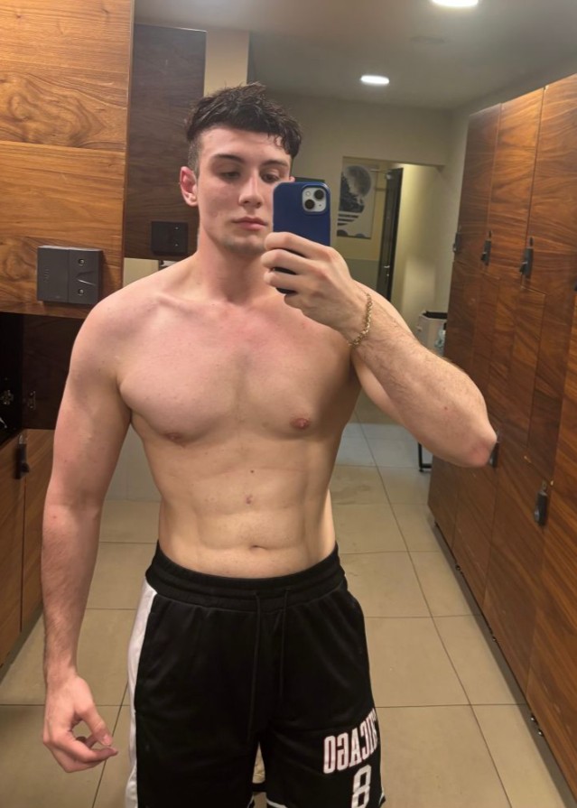 Leon_FellerXL - a Male Escort in Bedfordshire